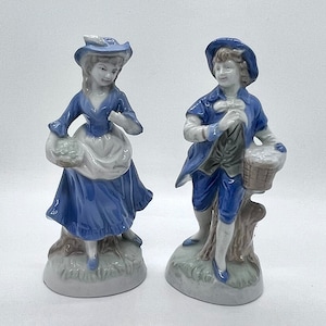 Statuette vintage in porcellana raffiguranti un bambino e una bambina - Made in Japan