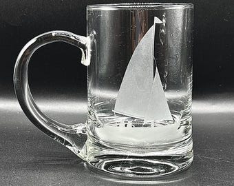 VINTAGE ETCHED TANKARD Glass Beer Mug with Sailing Boat Design – Heavyweight Nautical Gift for Him, Etched Pint Glass
