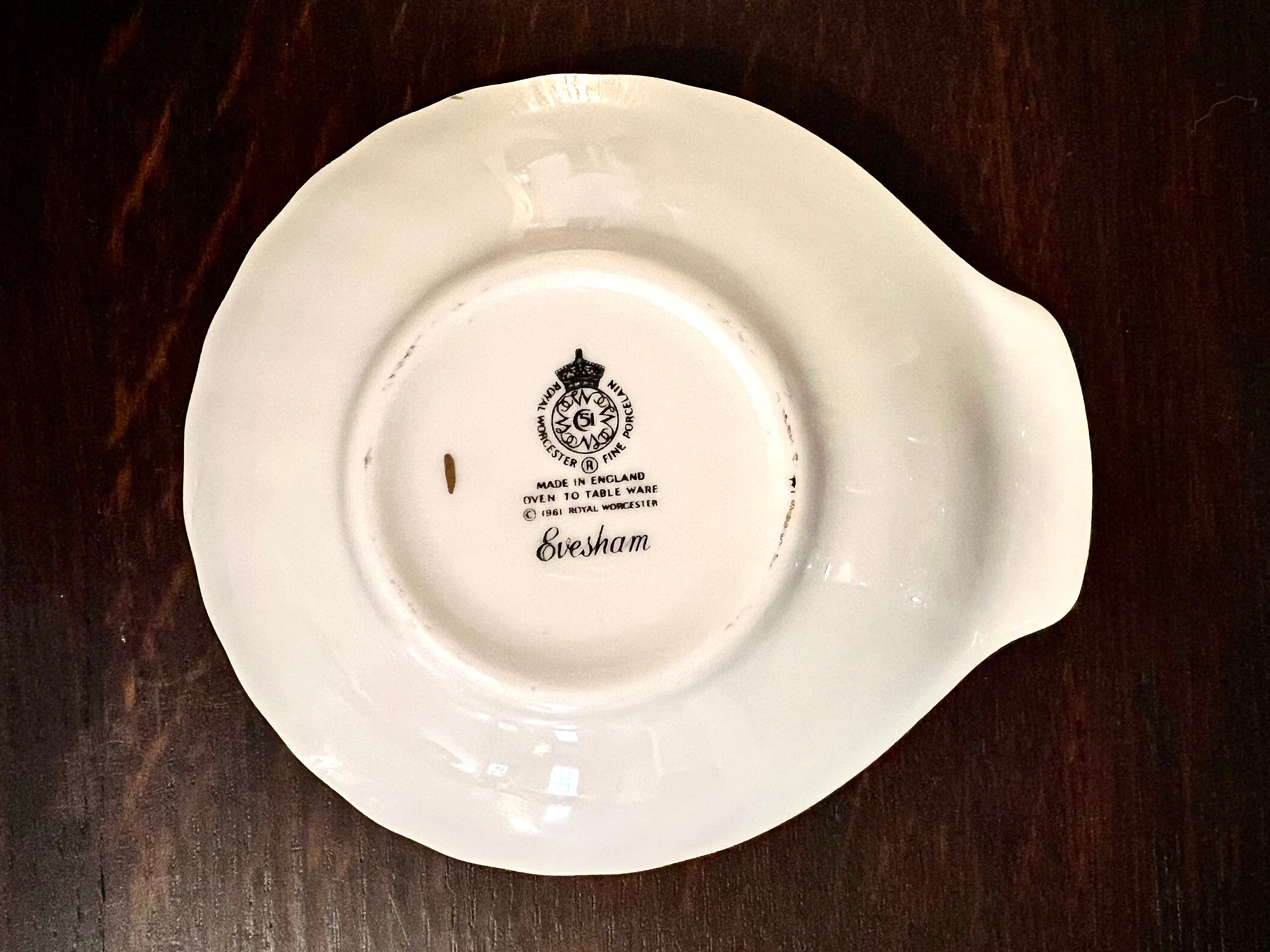 ヴィンテージ ロイヤルウースター シェル皿：イヴシャムプラム
