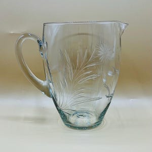 Vintage hand blown glass jug, decorative water or juice pitcher, floral mid century etched glass, height 17.5 cm