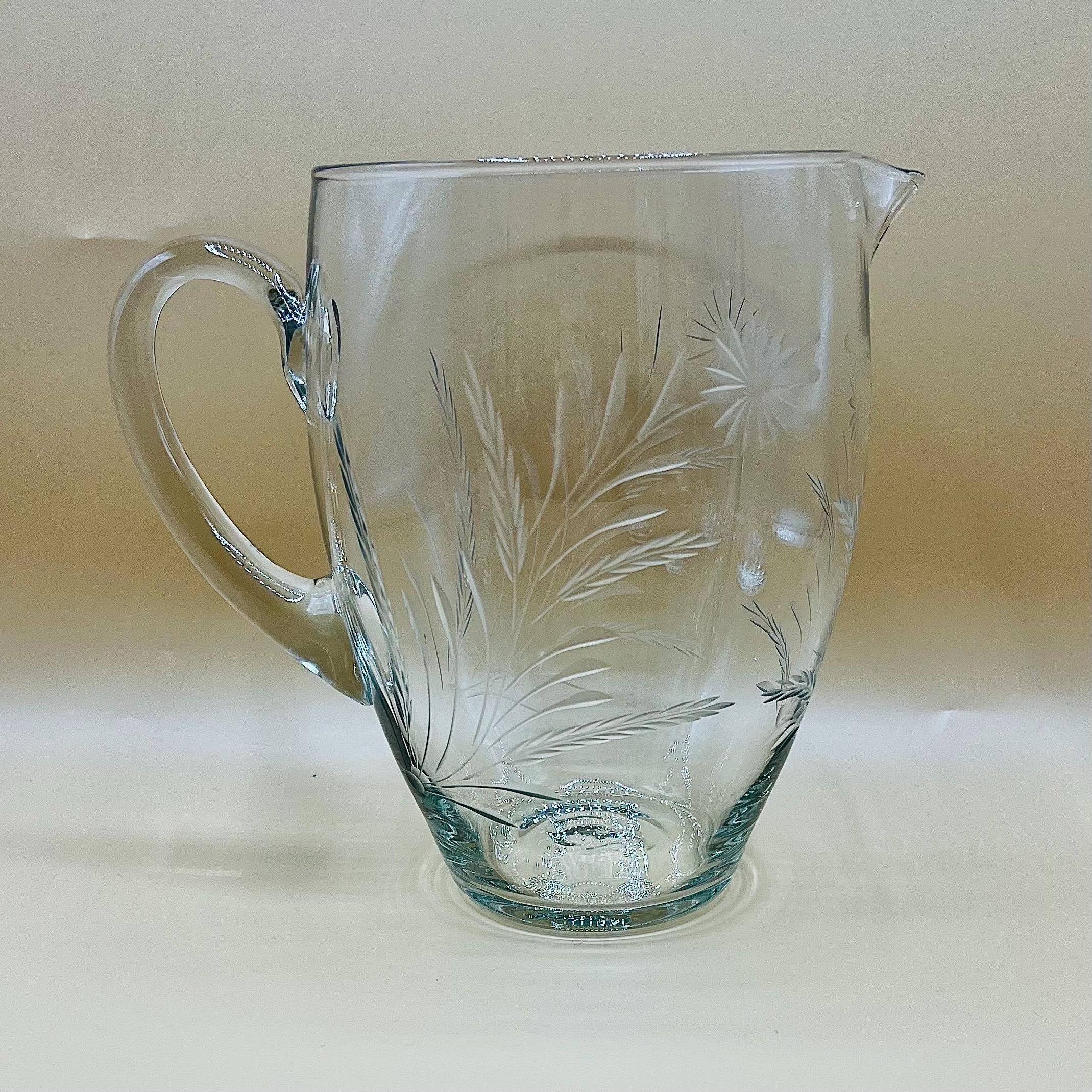 ヴィンテージの手吹きガラスピッチャー：ミッドセンチュリーの花柄