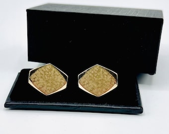 Vintage Gold cufflinks, Gold tone metal Classic Cuff links - light textured metal geometric shape- 1970, Gift for Him