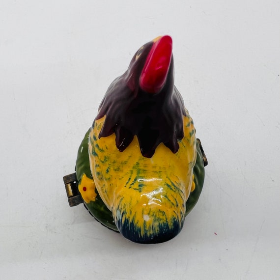 Porcelain hen trinket, pill box, hand painted vin… - image 5
