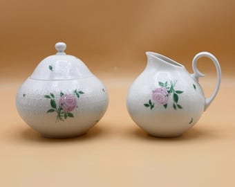 Azucarero y lechera de porcelana Rosenthal vintage, con relieve y decoración de rosas.