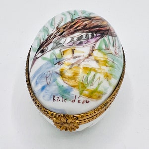 Vintage Limoges Porcelain Trinket Box: Hand-Painted Bird, Paris Style
