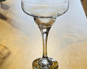 Elegant Vintage Margarita Glasses – Set of 2 | Clear Glass Stemware | Mid-Century Modern Cocktail Glasses