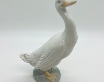 Vintage NAO Porcelain Goose figurine | Porcelain Goose | Shiny finish Porcelain Goose  | Nao Lladro Porcelain Animal figurine |