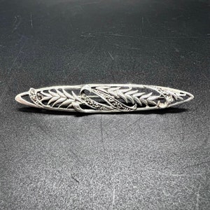 Vintage Silver Aesthetic Marcasite pin brooch, symbolising prosperity - marked 925 Made in England - gift for her - length 6.5 cm