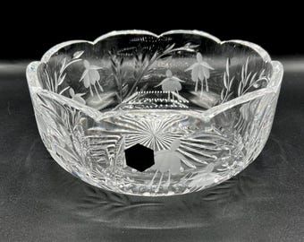 Stuart Crystal Shaftesbury Bowl: Large Vintage England Centerpiece