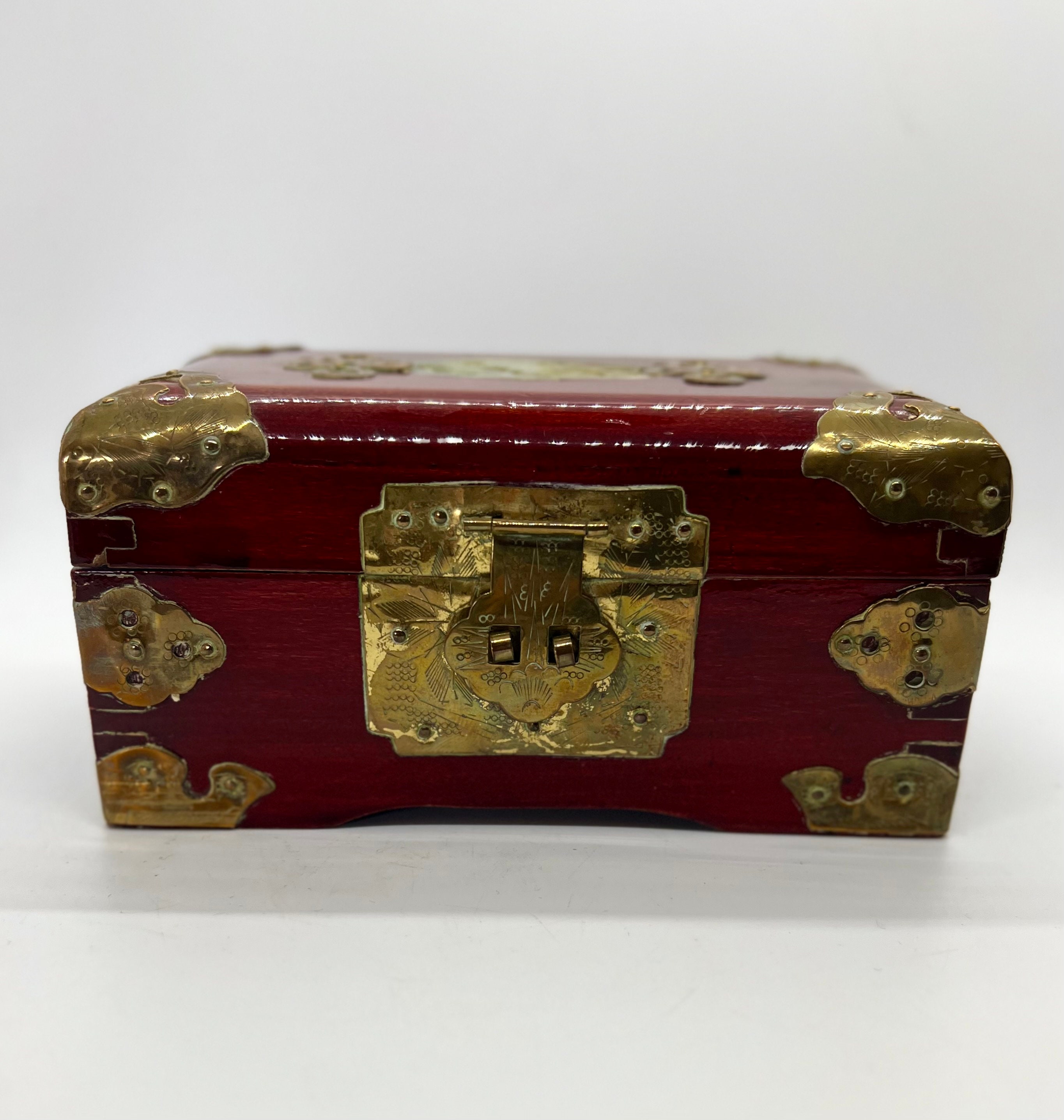 ヴィンテージ 中国 ウッドジェイド 彫刻 フラワー ジュエリー ボックス ケース ヴィンテージ 中国 ウッドジェイド 彫刻 フラワー ジュエリー