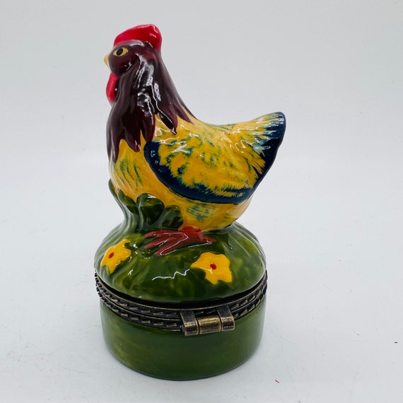 Porcelain hen trinket, pill box, hand painted vin… - image 1