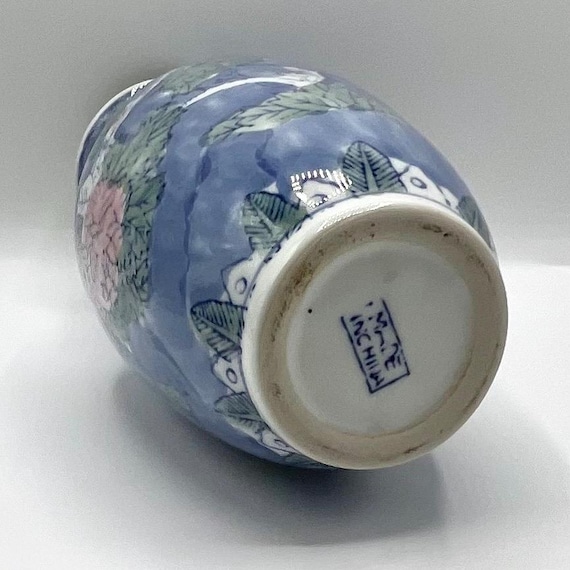 ヴィンテージブルー花柄磁器花瓶：手描き牡丹模様、高さ25.5cm - Etsy 日本