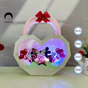 Panier cadeau souris couple lanterne SVG pour projet Cricut DIY, Saint-Valentin Shadow Box, lanterne cadeau panier lampe pour décoration d'intérieur