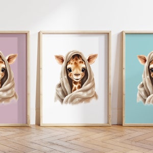 Cualquier color - Bebé jirafa en toalla impresión - cartel de jirafa - bebé animal impresión - bebé animal cartel - arte infantil - arte animal - cualquier tamaño