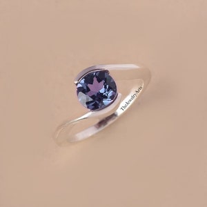 Alexandrite Bridal Engagement Ring, Vintage Wedding Ring, Unique Anniversary Gift Ring, Proposal Ring for Her, Unique Woman Ring, Woman Ring