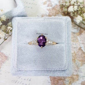 Natural Amethyst Ring, Stylish Dainty Ring, 925 Sterling Silver Ring, Oval Amethyst Ring, Gift for her, February Birthstone, Elegant Ring