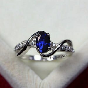 Blue Sapphire, Blue Gemstone, Sterling Silver Ring, September Birthstone, Engagement Ring, Handmade Ring.