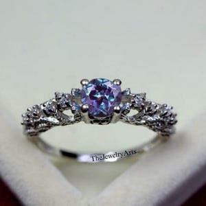 Alexandrite Ring, Sterling Silver Ring, June Birthstone, Round Cut, Lab Alexandrite, Gemstone Ring, Color Changing, Alexandrite