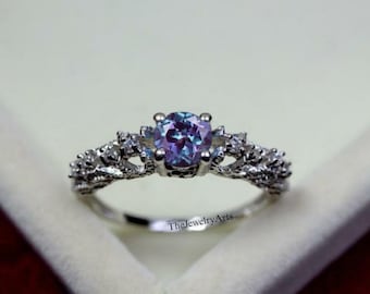 Alexandrite Ring, Sterling Silver Ring, June Birthstone, Round Cut, Lab Alexandrite, Gemstone Ring, Color Changing, Alexandrite