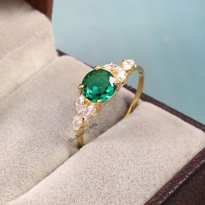 Emerald Ring, 14k Yellow Gold, May Birthstone, Round Cut Stone, Art Deco Ring, Green Gemstone Ring, Bridesmaid Gift