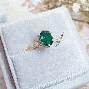 Emerald Oval Ring Gemstone Ring Emerald Jewelry Gift for Her Gold Ring Stacking Ring May Birthstone Silver Ring Engagement Rings