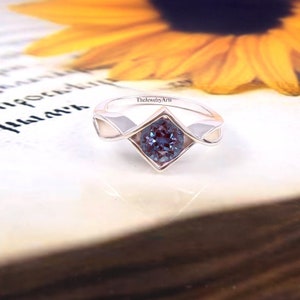 Anillo de compromiso de alejandrita vintage, anillo de promesa, anillo de boda, anillo antiguo para mujer, anillo de compromiso único, anillo de alejandrita de oro rosa