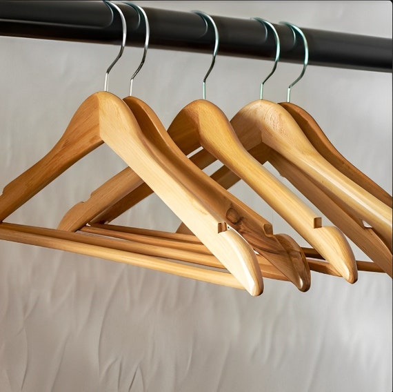 Premium Wooden Coat Hangers 20-pack 100% Natural Wood 360