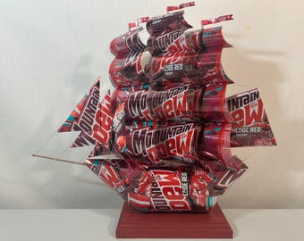 Envío de latas de refresco Mountain Dew Code Red