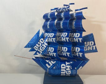 Envío de latas de cerveza Bud Light de Anheuser Busch