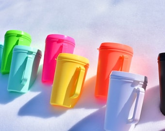 Trucker/ziekenhuisbekers, alle kleuren, zeer levendig! 34oz, compleet met rietje