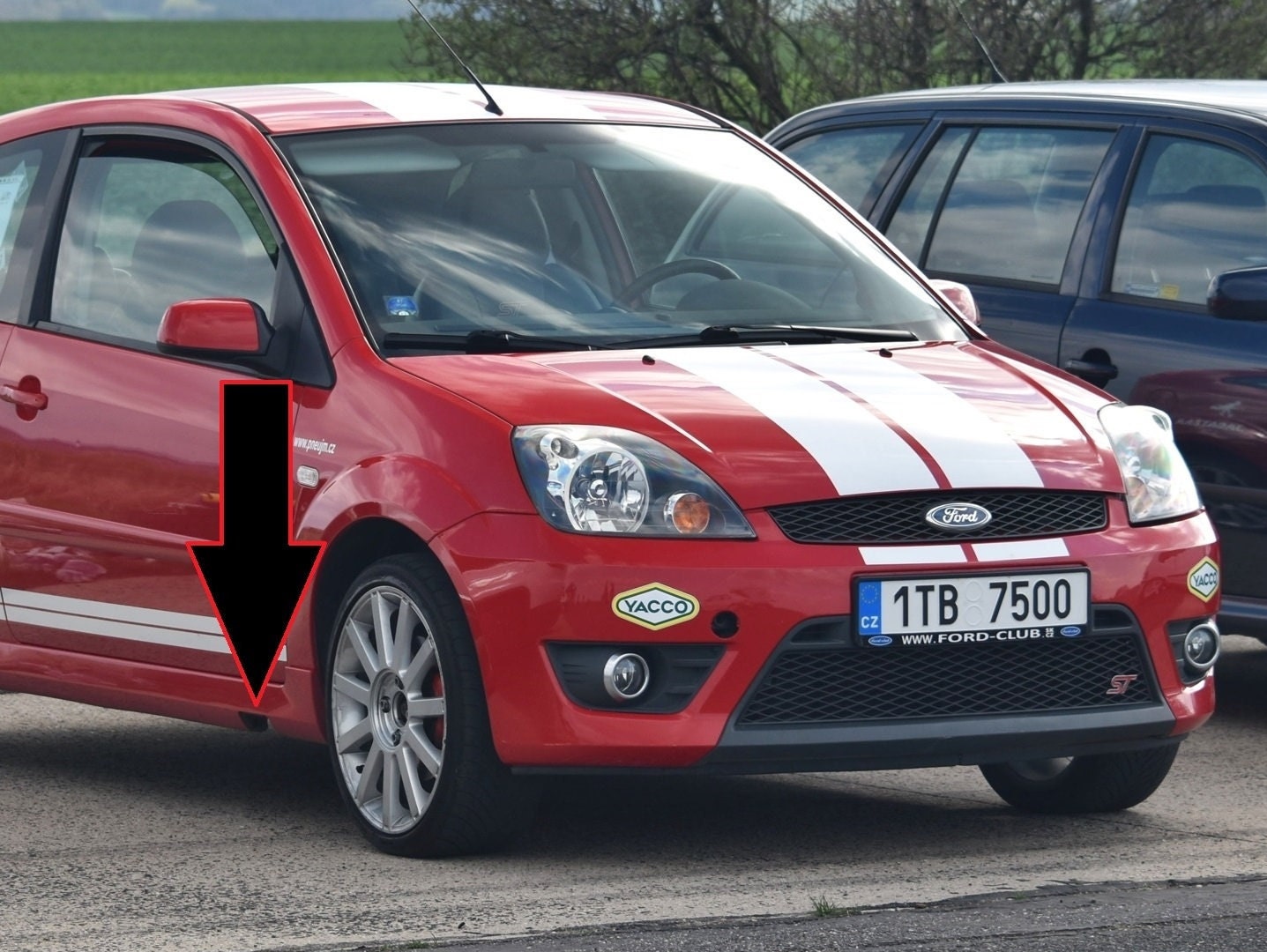 Élévateurs De Capot 20 Mm Noir Brillant Pour Ford Fiesta MK6 ST/ST150/ZS 1.6 - Neuf