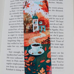 Cute autumn cottagecore bookmark - Bookmark with cozy house in fall season - Book lover gift - id0343