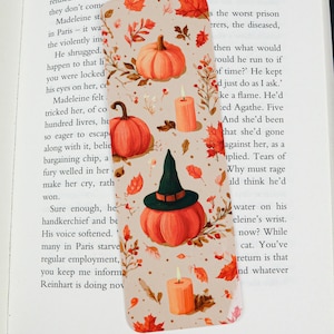 Cute Halloween bookmark  -  Witchy spooky season bookmark - Book lover gift - Fall bookmark - id0353