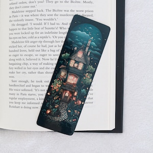 Cute cottage core bookmark - Cozy reading bookmark - Book lover gift - Fantasy reader gift - id0091