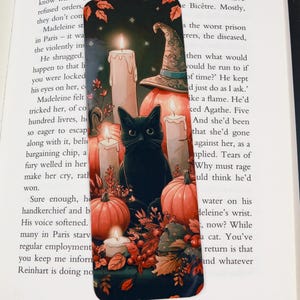Cute Halloween bookmark  -  Witchy cat spooky season bookmark - Book lover gift - Fall bookmark - id0352