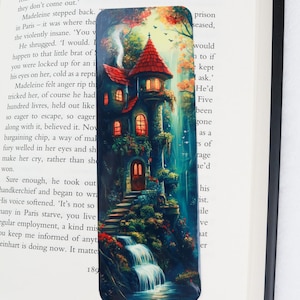 Fantasy city bookmark - Fairy realm bookmark - Cute whimsical bookmark - Book lover gift - Fantasy reader gift - id0293