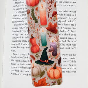 Cute Halloween bookmark  -  Witchy spooky season bookmark - Book lover gift - Fall bookmark - id0354