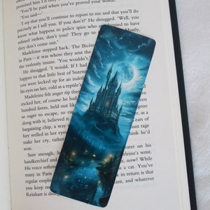 Fantasy bookmark - Fantasy castle bookmark - Book lover gift - Fantasy reader gift - id0080