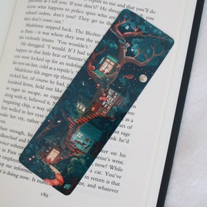 Cute fantasy bookmark - Whimsical tree with books - Book lover gift - Fantasy reader gift - id0106