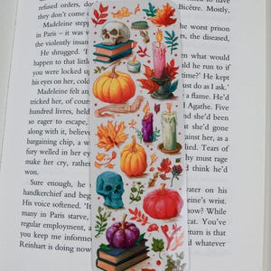 Halloween bookmark  -  Spooky season bookmark - Dark academia - Gothic - Book lover gift - Fall bookmark - id0357