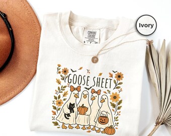 Goose Halloween Shirt, Comfort Colors Funny Goose Tee, Goose Sheet Shirt, Spooky Season Graphic Shirt, Cute Goose Lover Gift, Fall Shirt