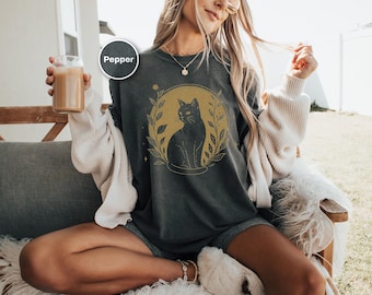 Boho Cat Shirt, Mystical Cat Comfort Colors T-Shirt, Gift for Cat Mom, Vintage Celestial Aesthetic Tee, Cat Flower Lovers Gift