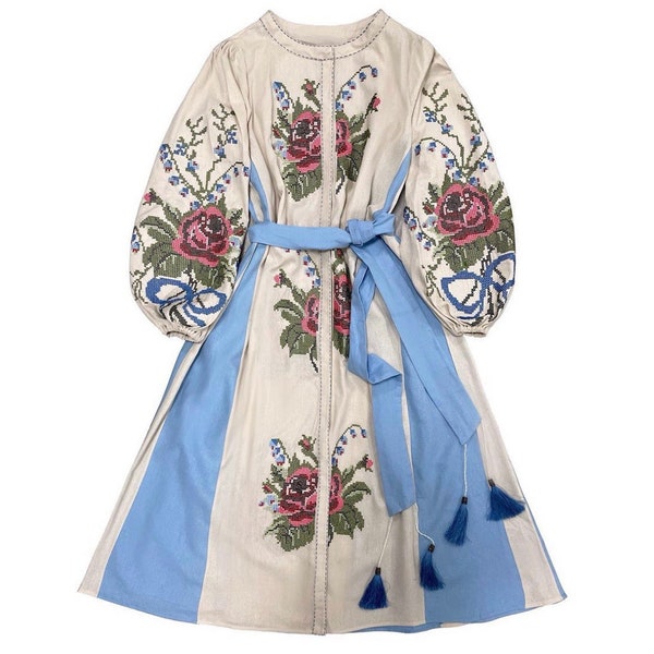 Ukrainian linen dress with embroidered pattern