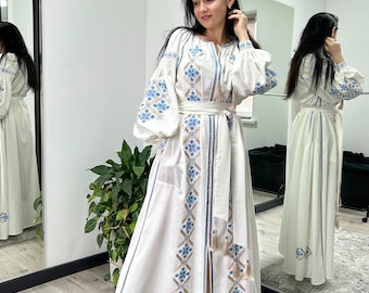 Ukrainian linen dress with embroidery