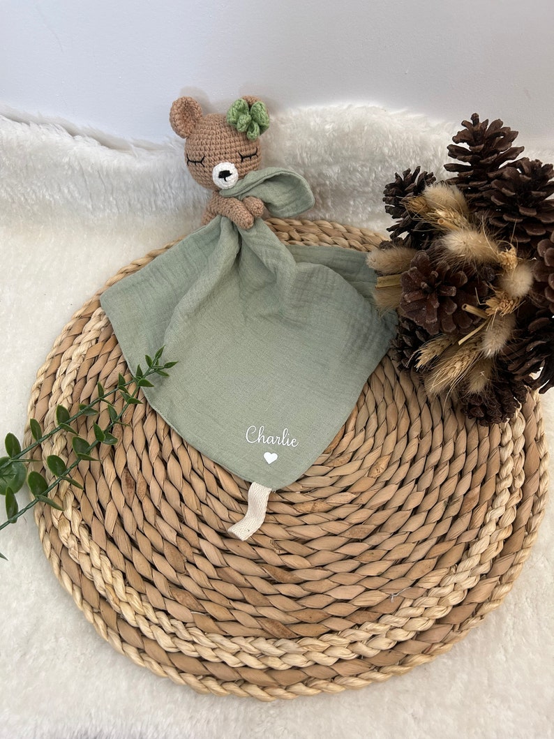 Doudou ourson personnalisé ourson noeud vert