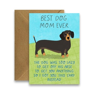 Tarjeta del Día de la Madre para una mamá perruna, tarjeta irlandesa para el Día de la Madre, tarjetas para mamá, tarjetas de felicitación irlandesas ilustradas, tarjeta de perro salchicha, la mejor mamá perruna de la historia