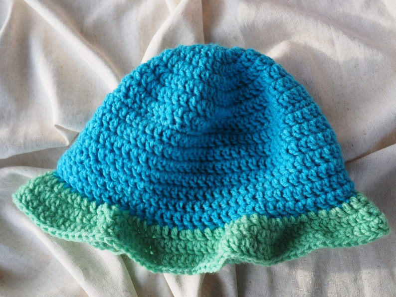 Handgehäkelter Sonnenhut, Sonnenhut, Sonnenhüte, crochet bucket hat, häkelhut, häkelhüte, crochet hat einfarbig