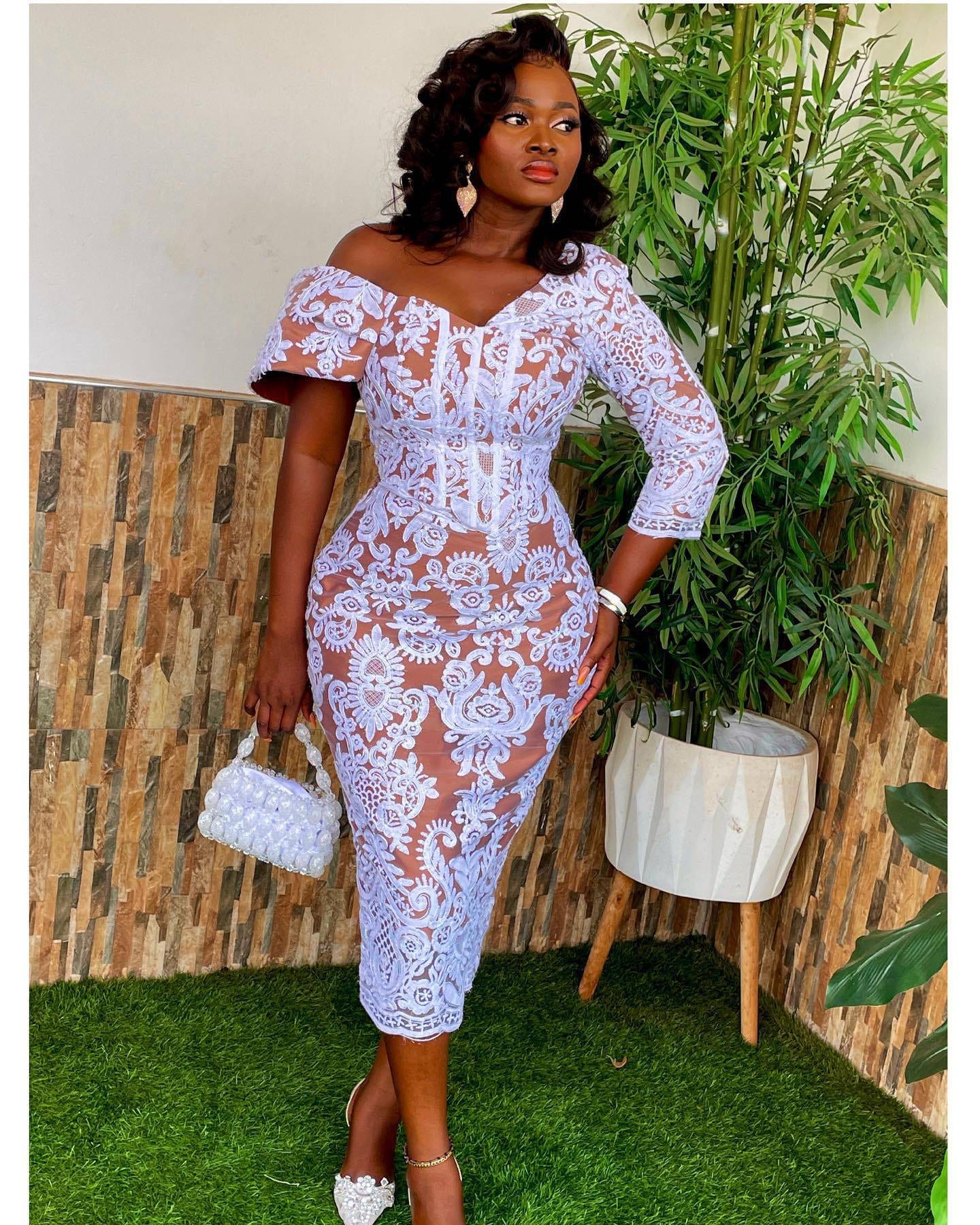 frill white dress The – Beyond Stitches Size:20 W A blue and white birthday_fits_us