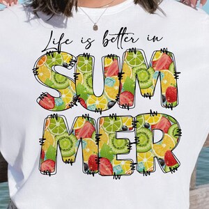 人生は夏の方が楽しい PNG、気分は良い夏休み PNG、太陽が昇る、旅する女の子の旅行モード PNG、夏の時間 PNG