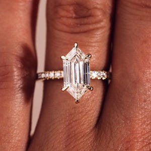 2.5 CTW Hexagon Cut Moissanite Ring, Pave Diamonds & 14K Gold - Stunning Proposal and Promise Ring, Perfect and Unique Gift For Anniversary